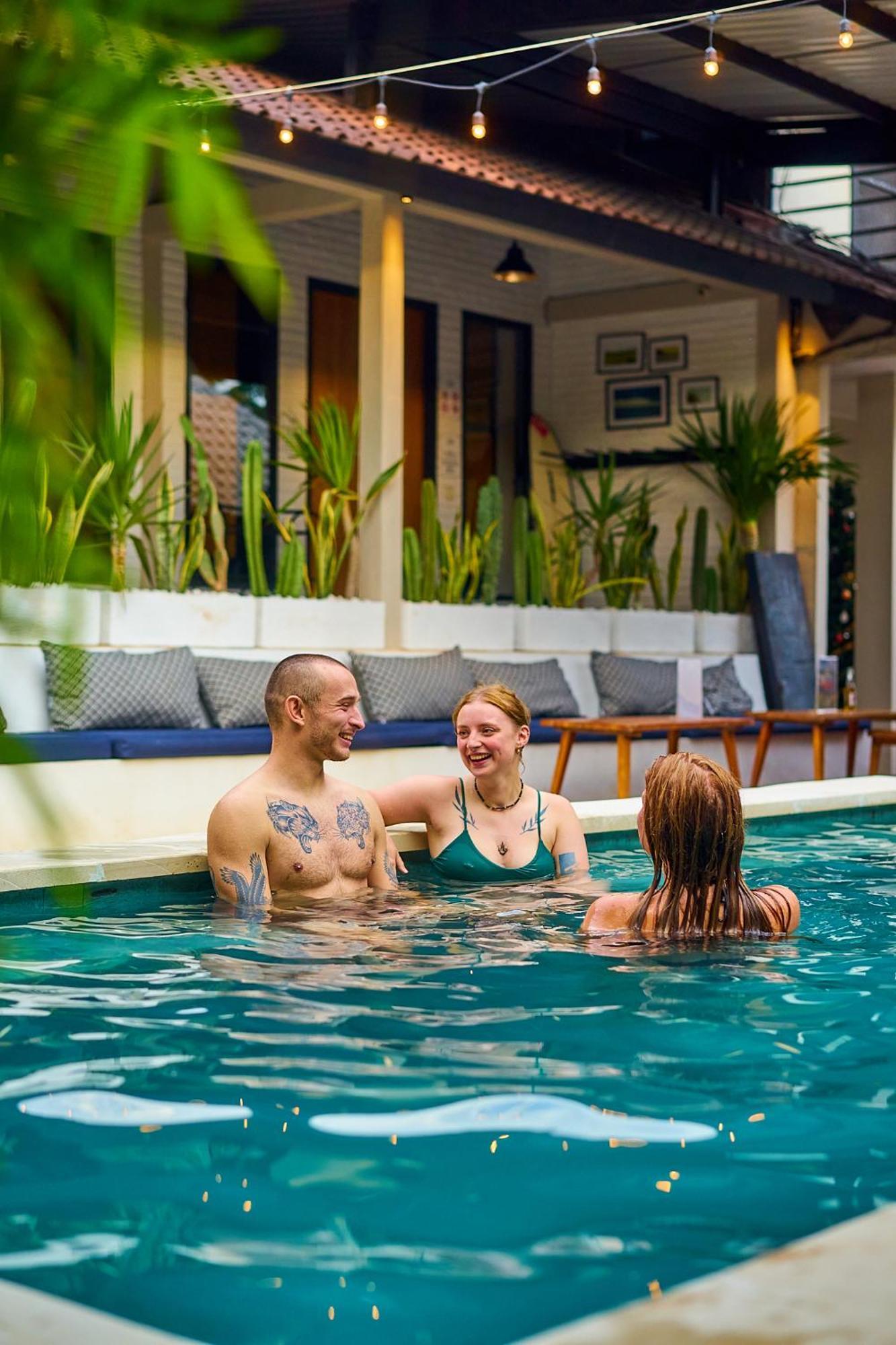 Lay Day Hostel Canggu Exterior photo